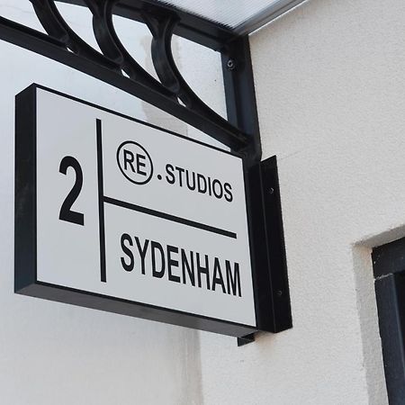 Lovely Studio Apartment With Access For Wheel-Chairs In Sydenham Londres Exterior foto